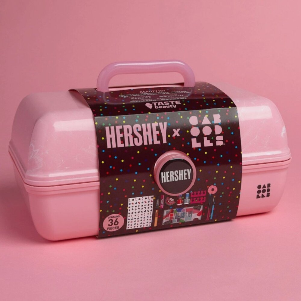 Caboodles x Taste Beauty x Hershey's On The Go Girl‎ Caboodles | Pink | NWT